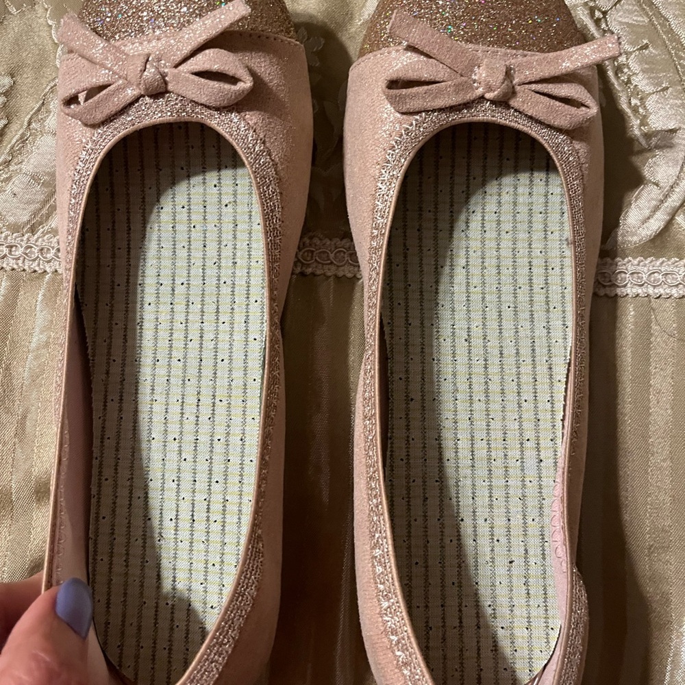 Chic Pink Glitter Loafers